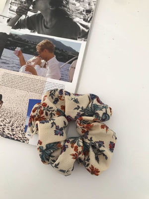Parisian Chic Scrunchie | Floral Beige