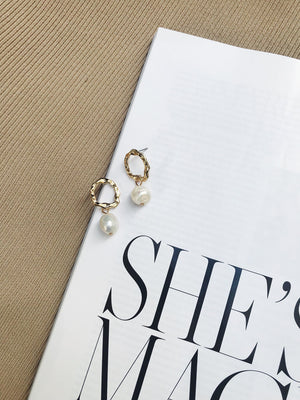 Lady Lana Pearl Earrings