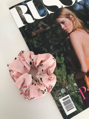 Teenage Dream Scrunchie | Floral Pink